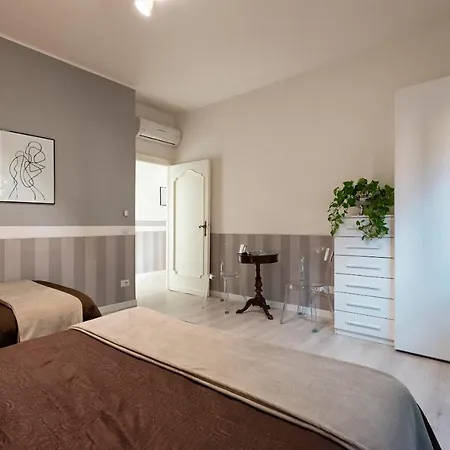 Vatican House Apartmán